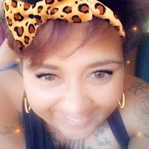 Meet your Posher, Joelle